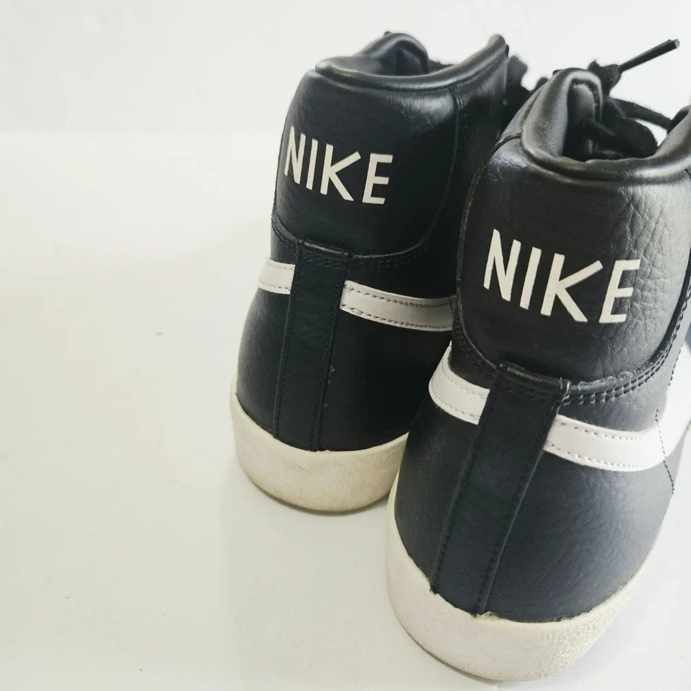 Nike Blazer Mid 77 Black w/ White Men's Size 11.5 Athletic High Top Shoes